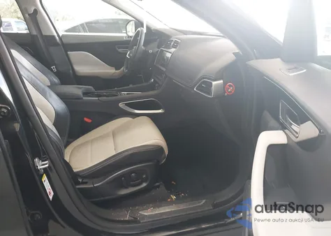 2017 Jaguar F-Pace 35T R-Sport из США, поврежденный, VIN SADCL2BV2HA046965